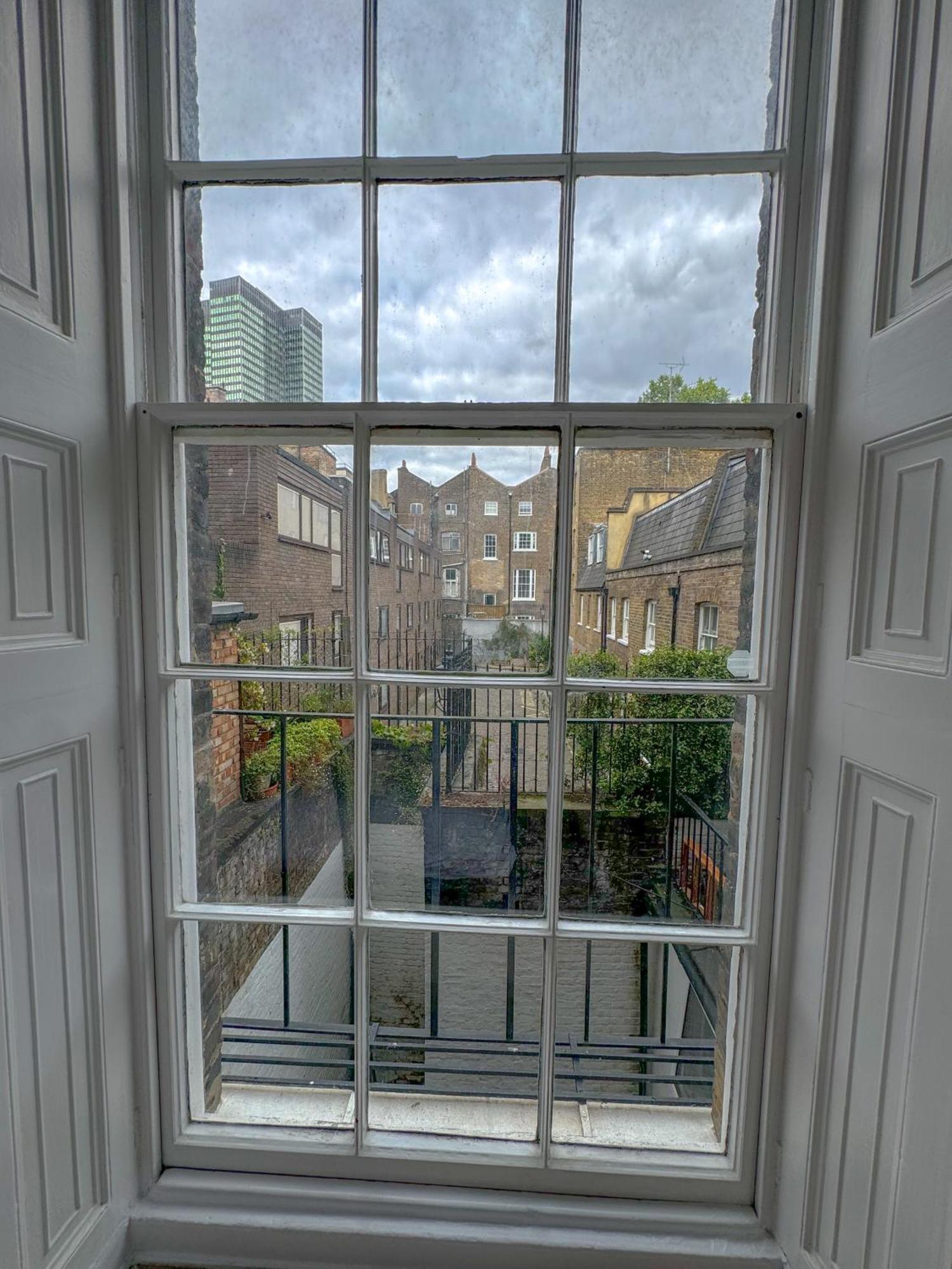 Conway Apartments Londen Buitenkant foto