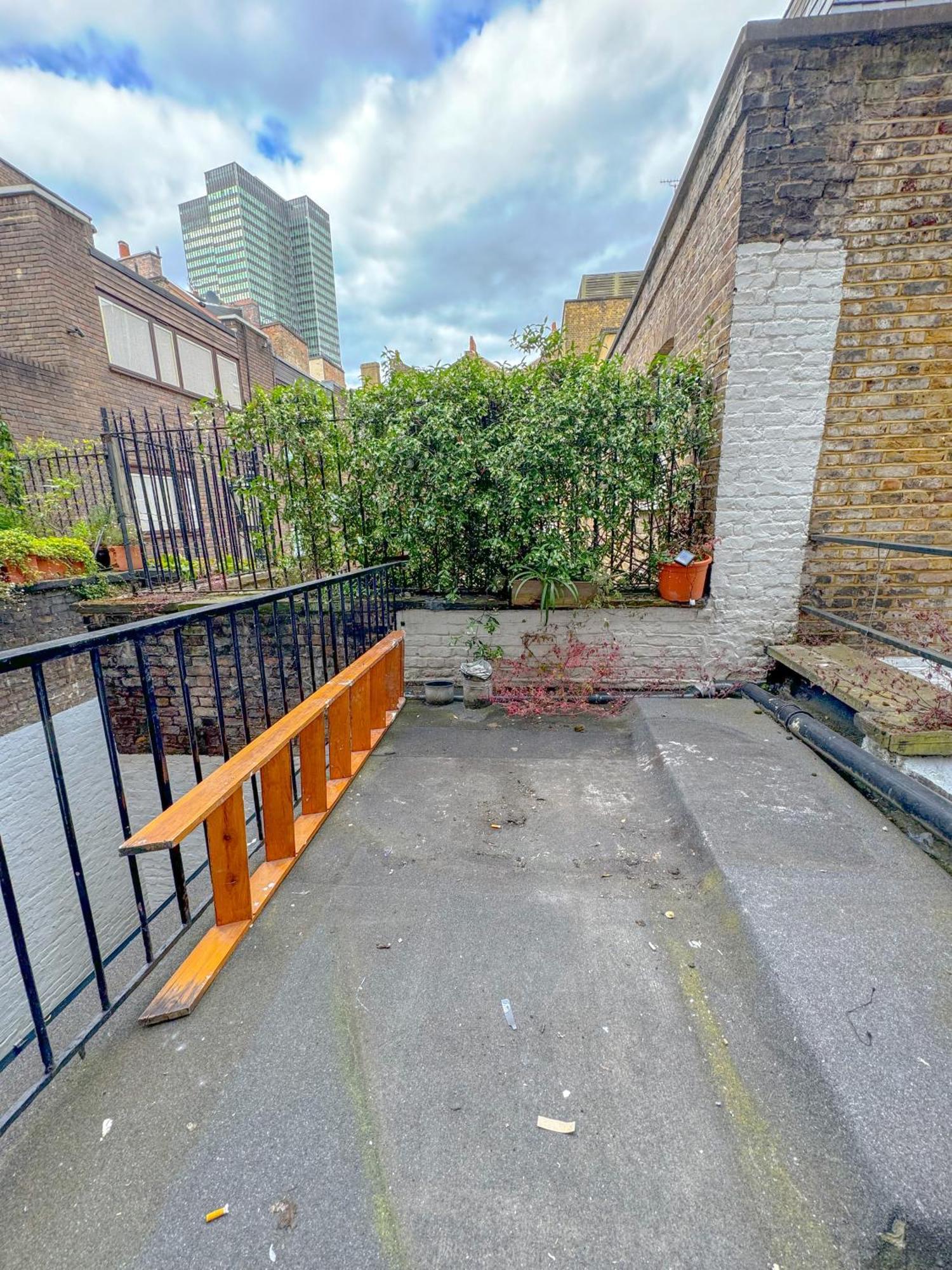 Conway Apartments Londen Buitenkant foto